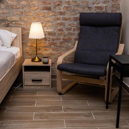Comfortable Romantic 1 Bedroom Apartment Near Augarten Bécs Kültér fotó