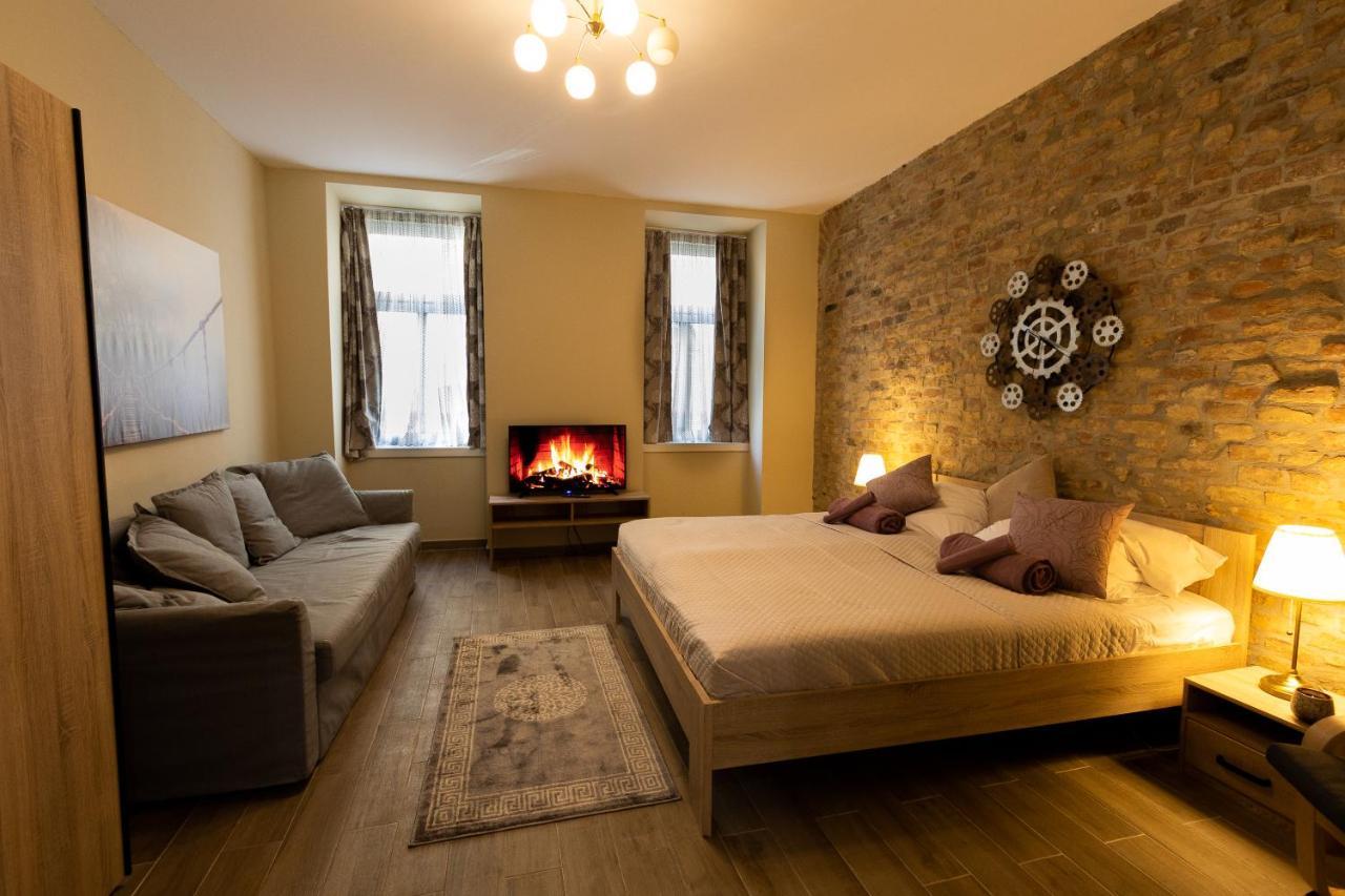 Comfortable Romantic 1 Bedroom Apartment Near Augarten Bécs Kültér fotó