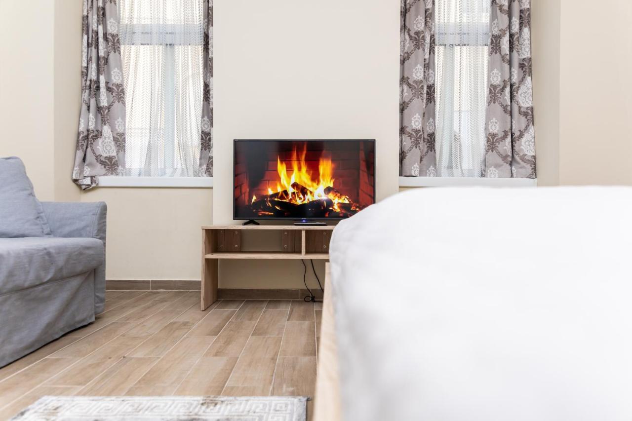 Comfortable Romantic 1 Bedroom Apartment Near Augarten Bécs Kültér fotó